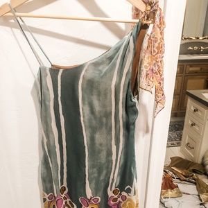 Diane Von Furstenberg Chiffon off the shoulder dress